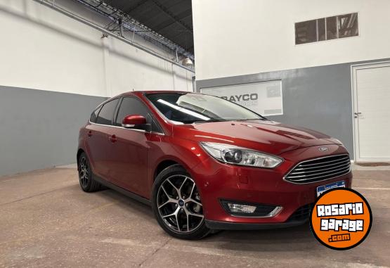 Autos - Ford Focus Titanium 2.0 2018 Nafta 120000Km - En Venta