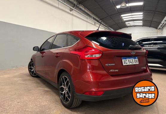 Autos - Ford Focus Titanium 2.0 2018 Nafta 120000Km - En Venta