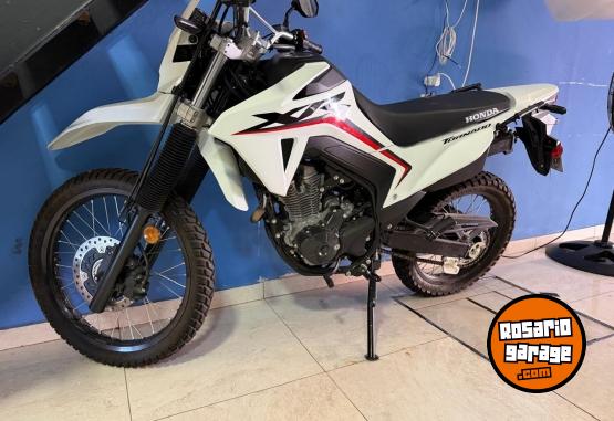 Motos - Honda Tornado 300 2025 Nafta 588Km - En Venta