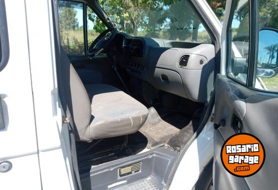 Utilitarios - Ford Transit 1997 Diesel 1111Km - En Venta