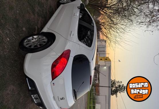 Autos - Peugeot 2013 2013 Nafta 109000Km - En Venta