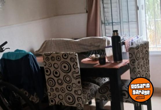 Hogar - Juego de mesa con sillas - En Venta