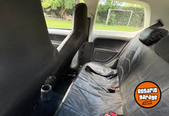 Autos - Volkswagen up move 2018 Nafta 208000Km - En Venta