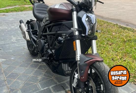 Motos - Benelli 502 C 2021 Nafta 6100Km - En Venta