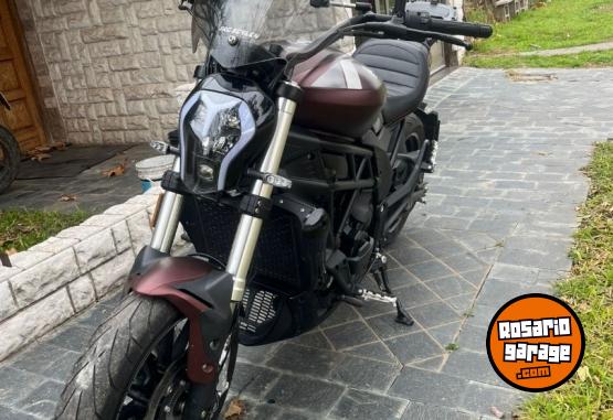 Motos - Benelli 502 C 2021 Nafta 6100Km - En Venta