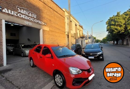 Autos - Toyota Etios 2018 Nafta - En Venta
