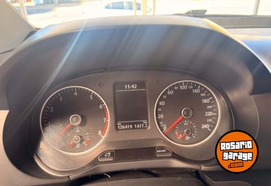 Autos - Volkswagen SURAN 1.6 HIGH LINE 2017 Nafta 126419Km - En Venta