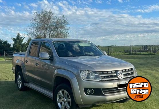 Camionetas - Volkswagen Amarok 2.0 TDI biturbo 2011 Diesel 255000Km - En Venta