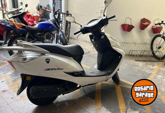 Motos - Honda Elite 2014 Nafta 34100Km - En Venta