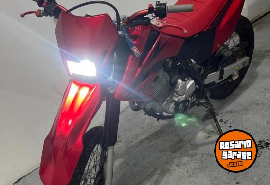 Motos - Honda Xr 2017 Nafta 15000Km - En Venta
