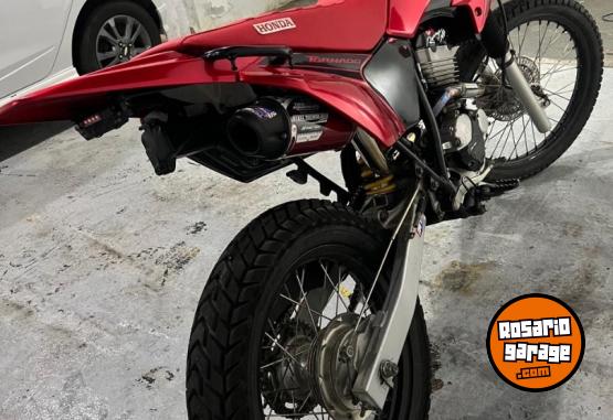 Motos - Honda Xr 2017 Nafta 15000Km - En Venta