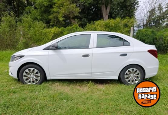 Autos - Chevrolet Prisma fiesta �nix Ka 2017 GNC 118000Km - En Venta