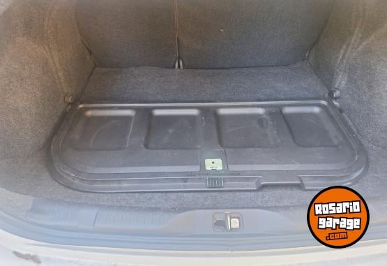 Autos - Nissan Sentra no corolla focus f 2013 Nafta 158000Km - En Venta