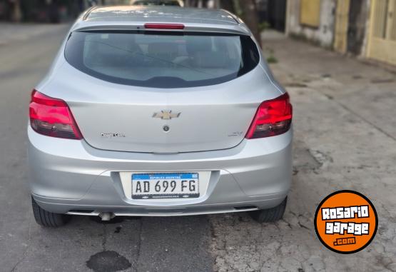 Autos - Chevrolet Onix joy 2019 Nafta 71000Km - En Venta