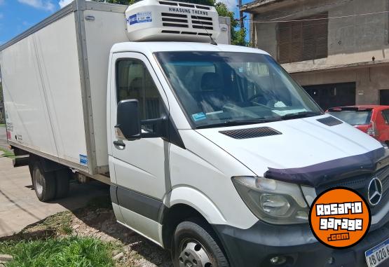 Camiones y Grúas - Vendo - En Venta