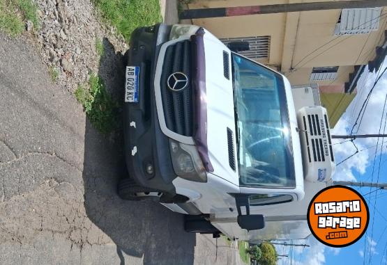 Camiones y Grúas - Vendo - En Venta