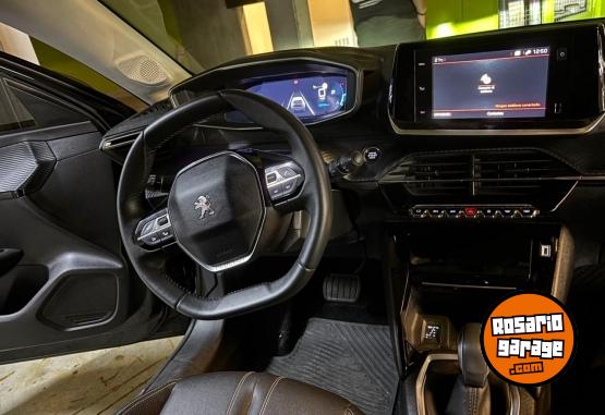 Autos - Peugeot 208 2022 Nafta 29000Km - En Venta