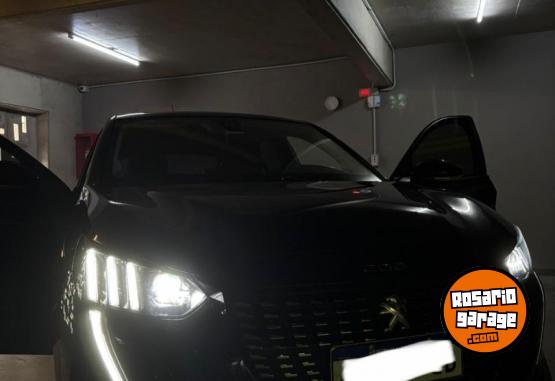 Autos - Peugeot 208 2022 Nafta 29000Km - En Venta