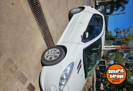 Autos - Peugeot Peugeot 207 compact1.4 al 2014 Nafta 139070Km - En Venta