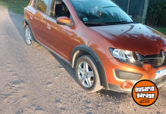 Autos - Renault Sandero 2019 GNC 100000Km - En Venta