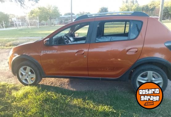 Autos - Renault Sandero 2019 GNC 100000Km - En Venta