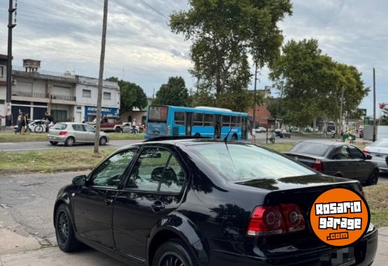 Autos - Volkswagen Bora 2011 GNC 158000Km - En Venta