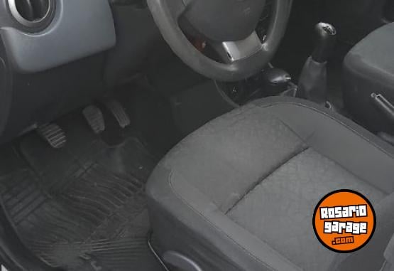 Autos - Renault Duster 2014 GNC 196000Km - En Venta