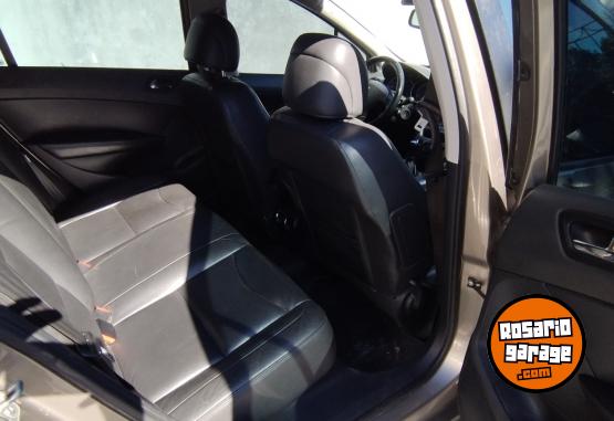 Autos - Peugeot 408 ALLURE + 2.0 4 PUERTA 2011 Nafta 155000Km - En Venta