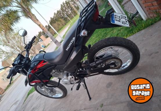 Motos - Honda Xr 150 2024 Nafta 14000Km - En Venta