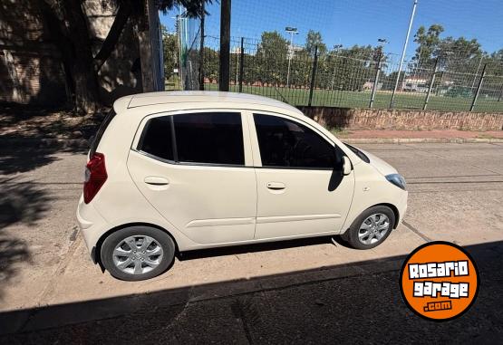 Autos - Hyundai i10 1.2 GLS SEGURIDAD AT 2014 Nafta 86000Km - En Venta