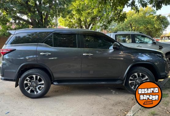 Camionetas - Toyota SW4 2025 Diesel 11000Km - En Venta