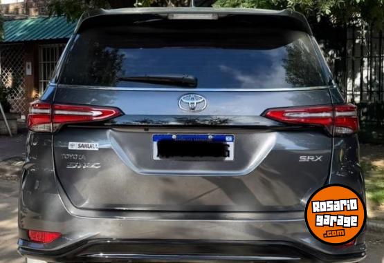 Camionetas - Toyota SW4 2025 Diesel 11000Km - En Venta