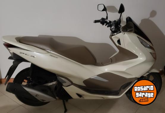 Motos - Honda PCX 2019 Nafta 27000Km - En Venta