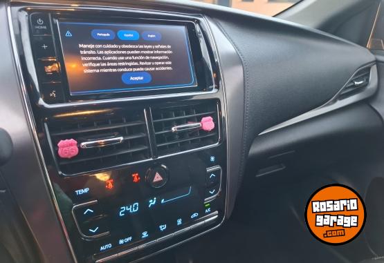 Autos - Toyota Yaris Xls pack 2023 Nafta 54000Km - En Venta