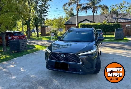 Autos - Toyota Corolla Cross 1.8 SEG HEV 2024 Electrico / Hibrido 64000Km - En Venta