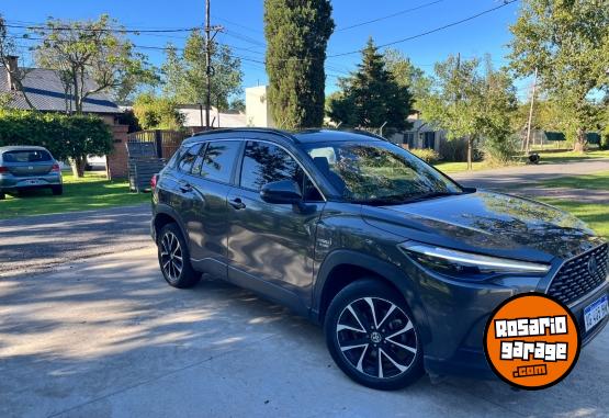 Autos - Toyota Corolla Cross 1.8 SEG HEV 2024 Electrico / Hibrido 64000Km - En Venta