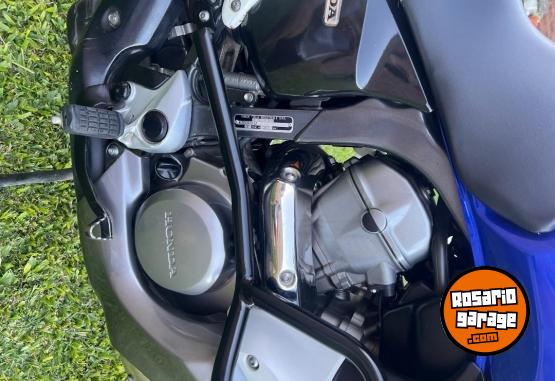 Motos - Honda Transalp 2011 Nafta 39000Km - En Venta