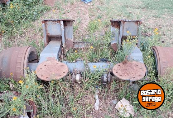 Camiones y Grúas - Vendo - En Venta