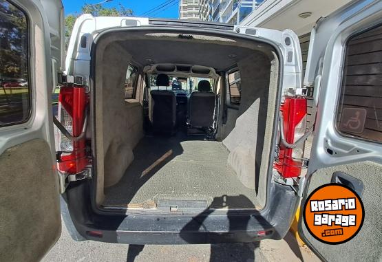 Utilitarios - Peugeot Expert 2008 Diesel 192000Km - En Venta