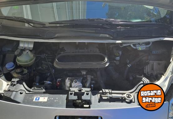 Utilitarios - Peugeot Expert 2008 Diesel 192000Km - En Venta