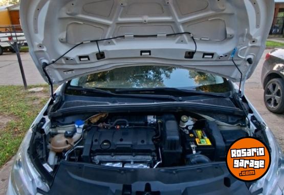 Autos - Peugeot 2008 2016 Nafta 109000Km - En Venta