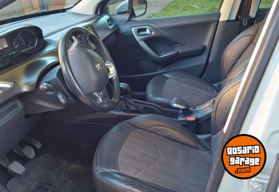 Autos - Peugeot 2008 2016 Nafta 109000Km - En Venta
