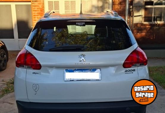 Autos - Peugeot 2008 2016 Nafta 109000Km - En Venta
