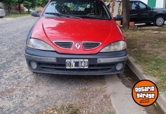 Autos - Renault Megane 1 2000 Nafta 250000Km - En Venta