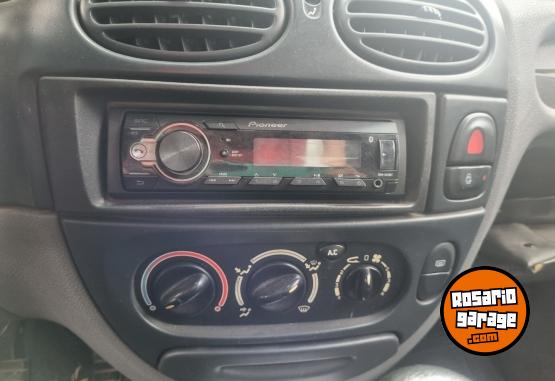 Autos - Renault Megane 1 2000 Nafta 250000Km - En Venta