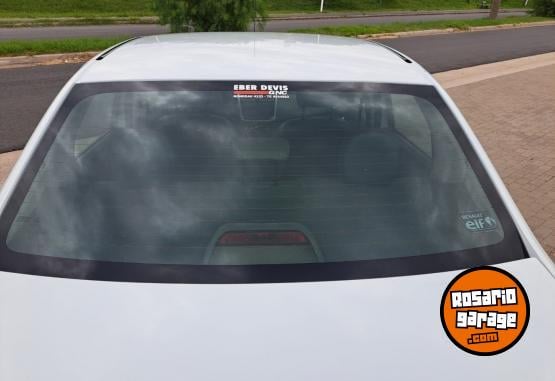 Autos - Renault Logan Privilege Plus 2018 GNC 107410Km - En Venta