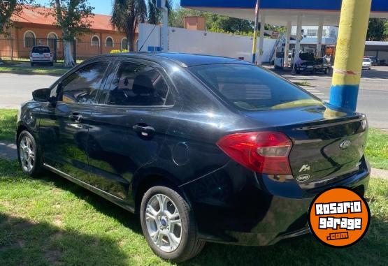 Autos - Ford Ka SEL 2017 GNC 100000Km - En Venta