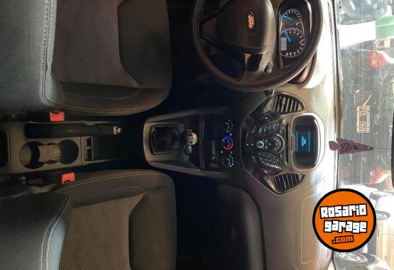 Autos - Ford Ka SEL 2017 GNC 100000Km - En Venta