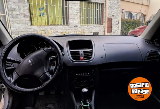 Autos - Peugeot 207 Compact 1.9 2010 Diesel 157000Km - En Venta