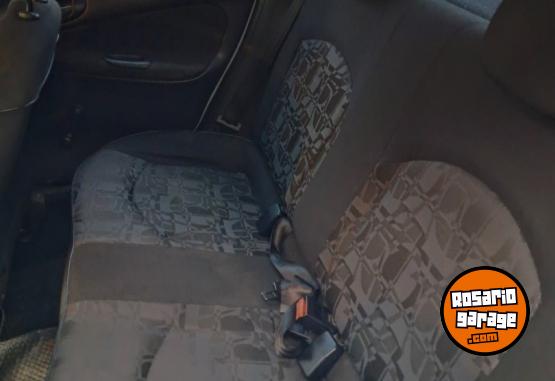 Autos - Peugeot 207 Compact 1.9 2010 Diesel 157000Km - En Venta